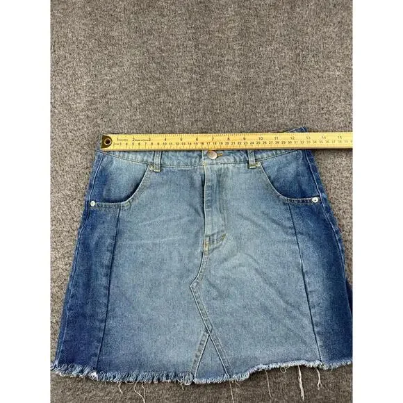 Altar'd State Two-Tone Denim Mini Skirt with Frayed Hem Size Small - Picture 4 of 6
